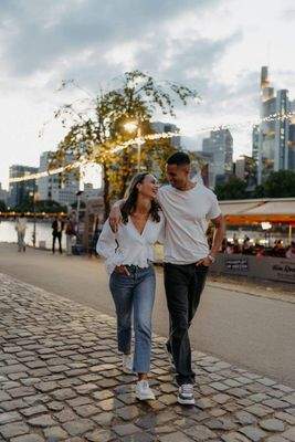 Lifestyle Sachsenhausen: River Promenade