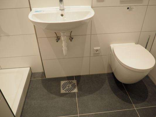 Duschbad Chefbüro.JPG