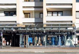 Aussenansicht Schaufenster Bundesstrasse