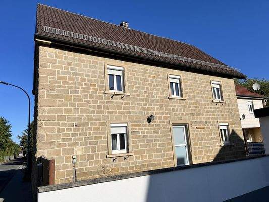 Südostansicht mit Hauseingang