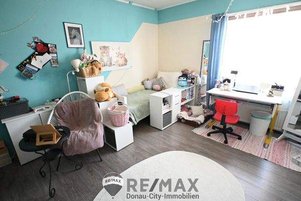 12. Einfamilienhaus 2000 Stockerau