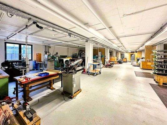 Neuwertige Lagerfläche