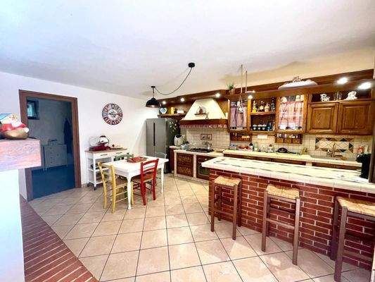 WhatsApp Image 2025-05-14 at 18.32.44 (1).jpeg