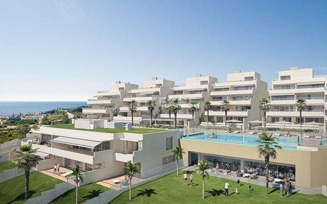 Newly-Built Sea View Apartments in a Chic Complex in Estepona