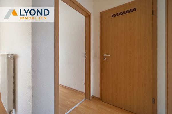 Zugang Schlafzimmer 2 / Badezimmer