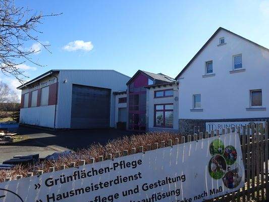 DSC02535.JPG
Halle mit Kranbahn