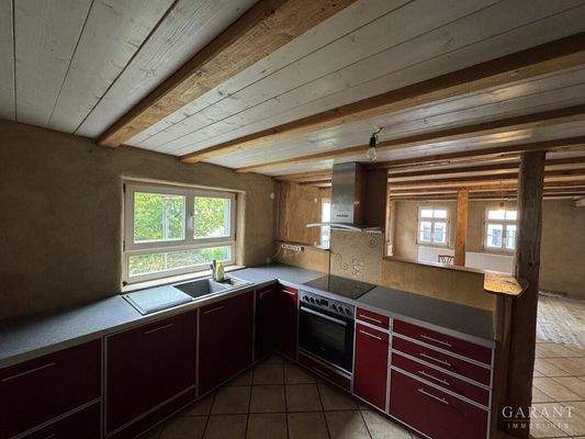 EA0D00BA-A3DB-4738-9128-8E770F3E851D 1 105 c