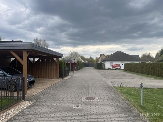 Straßenansicht