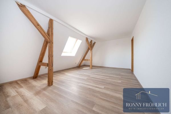 DG rechts Wohnung 2-12