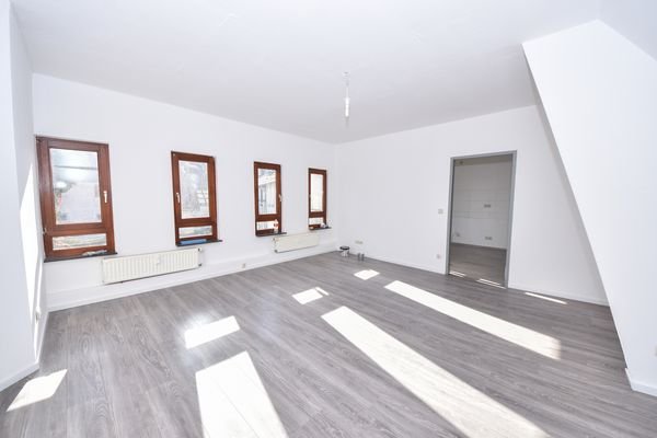 Helles Wohnzimmer Maisonettewohnung