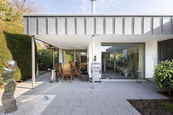 Überdachte Terrasse