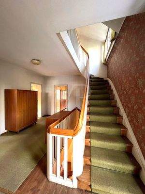 Treppenhaus im OG