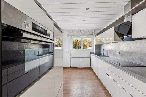 Küchenbereich, Küche kann übernommen werden  