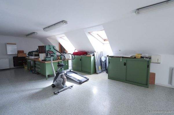 5753_Teil der Werkstatt