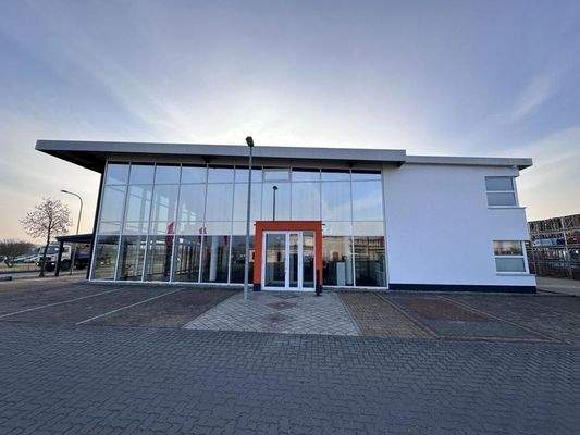 Haupteingang Nord-Ost seitig