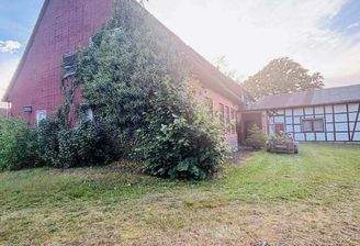 Blick auf das Grundstück 