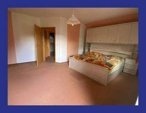 Schlafzimmer Eltern