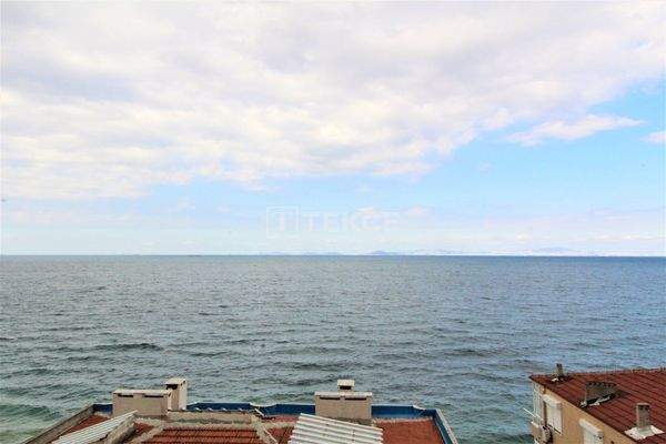 Sea-View Apartments by the Beach in Çınarcık Yalova
