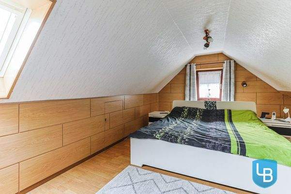 Wohnlich ausgebautes Dachgeschoss