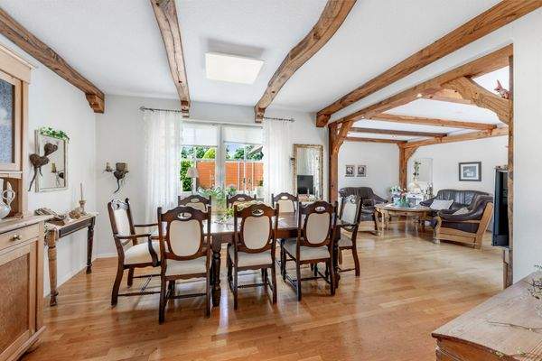 Wohn-/Esszimmer (Ursprungshaus) 