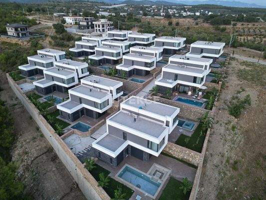 Chic Design Villas with Pool and Garden in Alanya İncekum