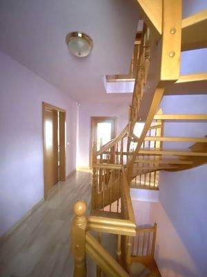 weiterführende Treppe vom OG ins DG