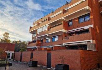 Gebäude Frontansicht