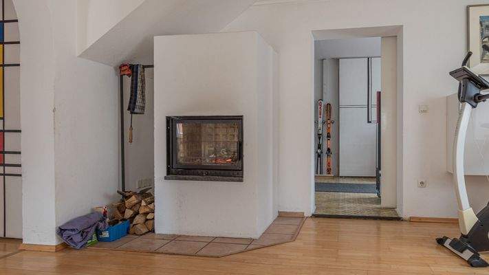 Wohnzimmer mir Kamin Erdgeschoss