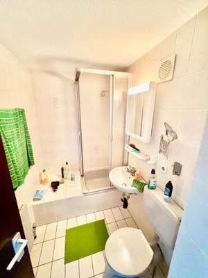 2 tes Bad im DG mit Studio 