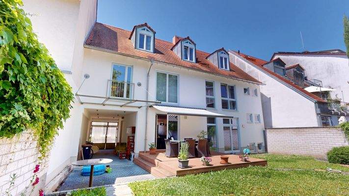 Modernes 1FH, Innenhof