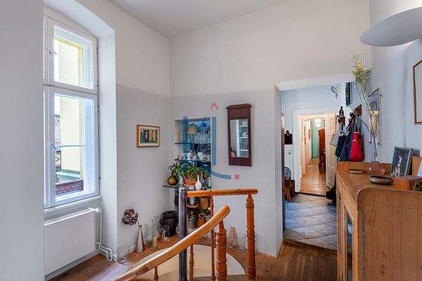 Treppe zum Souterrain