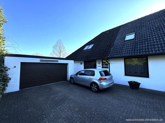 Hausansicht (Eingang)