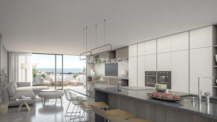 Apartments in a Complex with Swimming Pool in Manilva