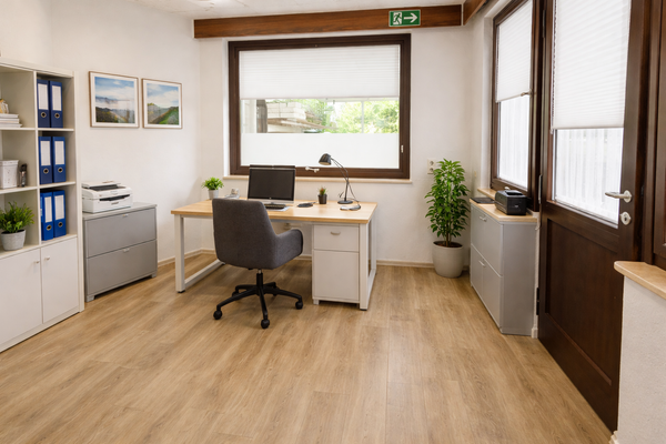 Beispielfoto hinteres Büro