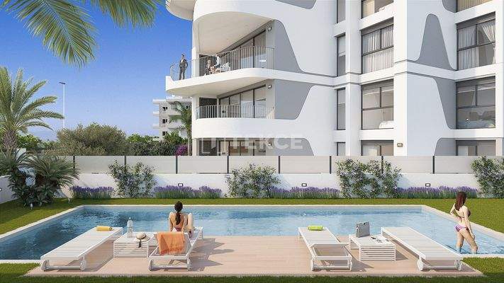 Modern Apartments with River Views in Guardamar del Segura