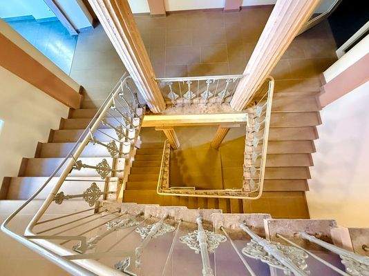 Historischer Treppenaufgang II