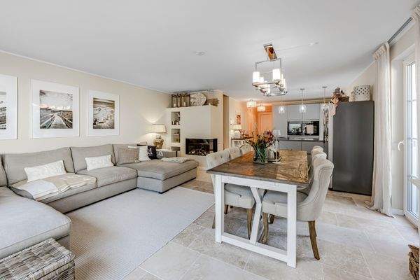 offen gestaltetes Wohn/Esszimmer