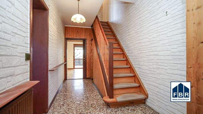  Eingangsbereich Erdgeschoss