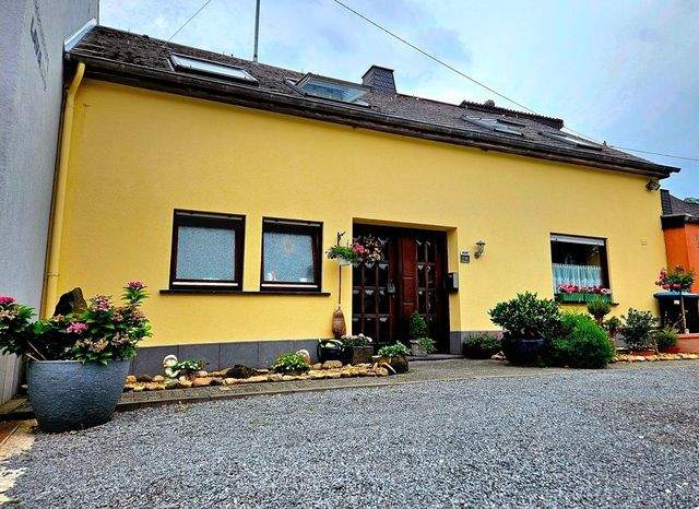 Gem&uuml;tliches Einfamilienhaus in Mendig - Ortsrandlage