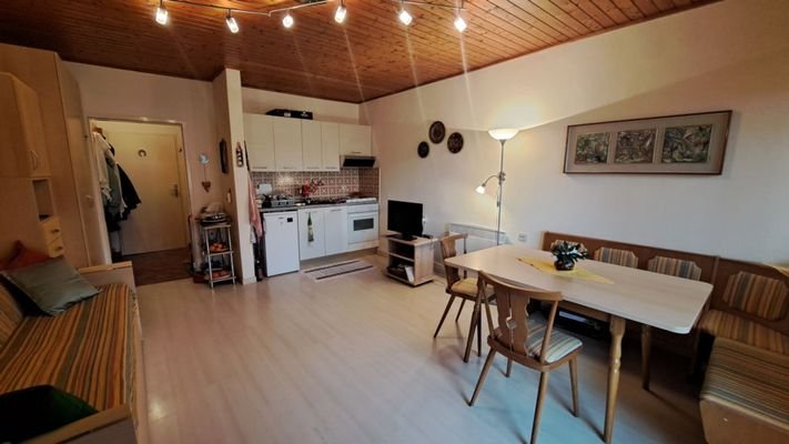 Wohnzimmer_C.jpg