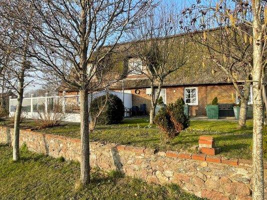 Frontansicht von rechts