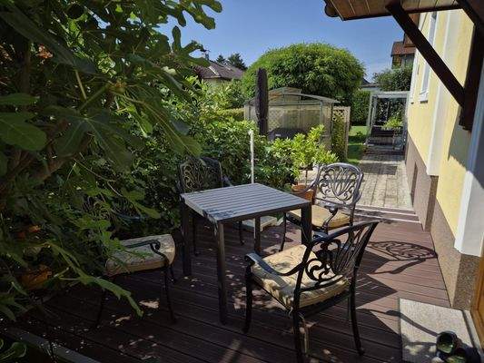 Schattenplatzerl im Garten