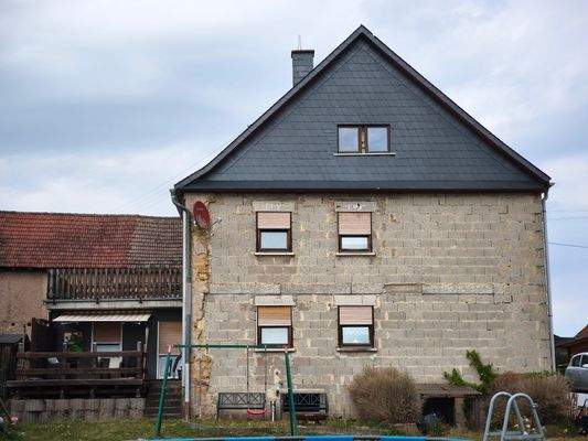 Rückseite mit Terrasse (2).jpg