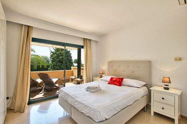 Gartenapartment zum Verkauf neben dem Golfplatz, Bendinat, Mallorca