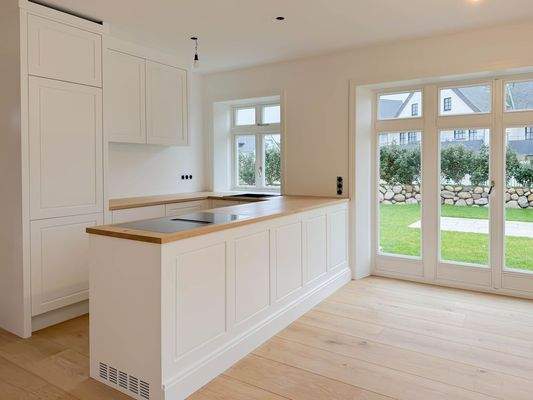 Wohn- Esszimmer, Zugang zu den Terrassen Süden, We