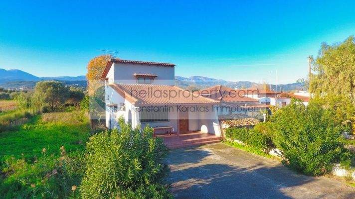 64a5a061f2b4408fa497cc6096a3f5ff-original