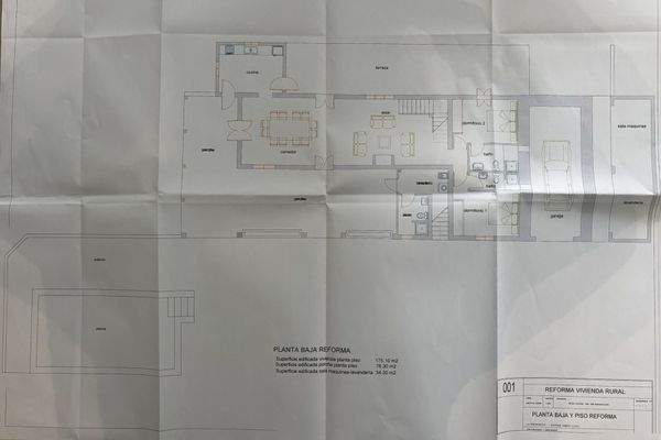 Grundriss Erdgeschoss und Pool