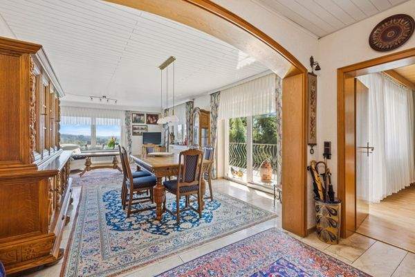 Offener Wohn/-Essbereich EG