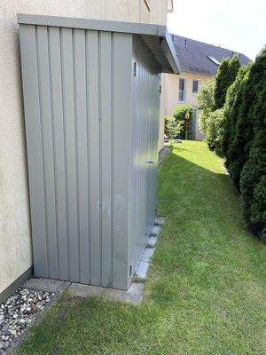 Seitliches Gartenhaus