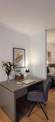 20251210_101508 Schreibtisch.jpg